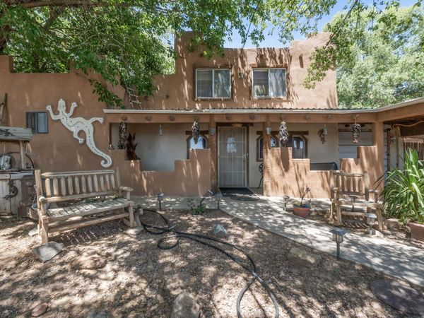 524 Don Sosteno Road, Los Lunas, NM 87031