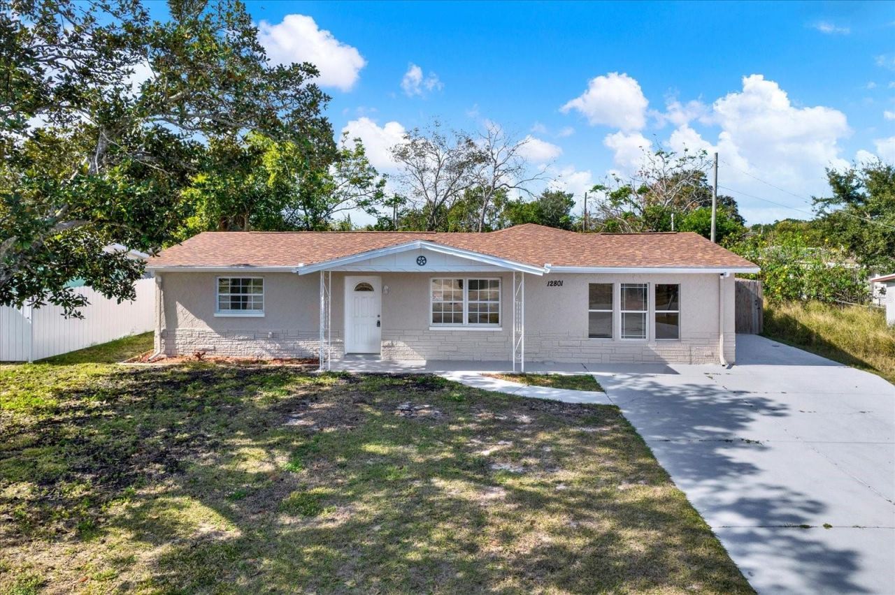 12801 College Hill Drive, Hudson, FL 34667 Main Photo