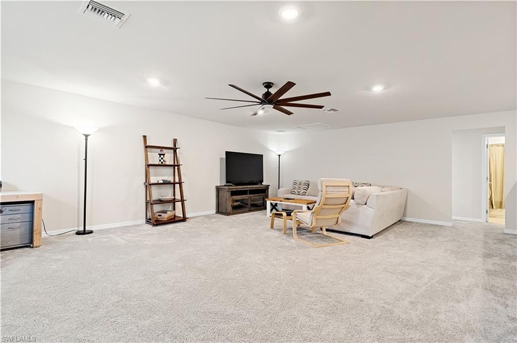 3944 Black Eagle Ln, Fort Myers, FL 33966 Photo