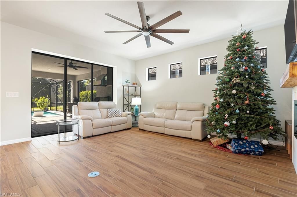 3944 Black Eagle Ln, Fort Myers, FL 33966 Photo