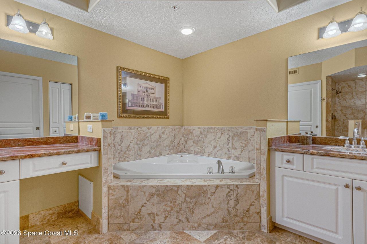 2095 Jimmy Buffett Mem Highway, Unit 4204d, Indian Harbor Beach, FL 32937 Photo