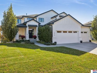 2313 S 220 Circle, Elkhorn, NE 68022