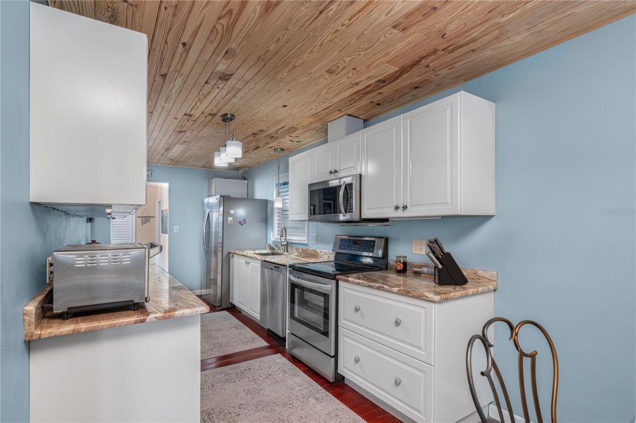 2518 Fort Lane Road, Geneva, FL 32732 Photo