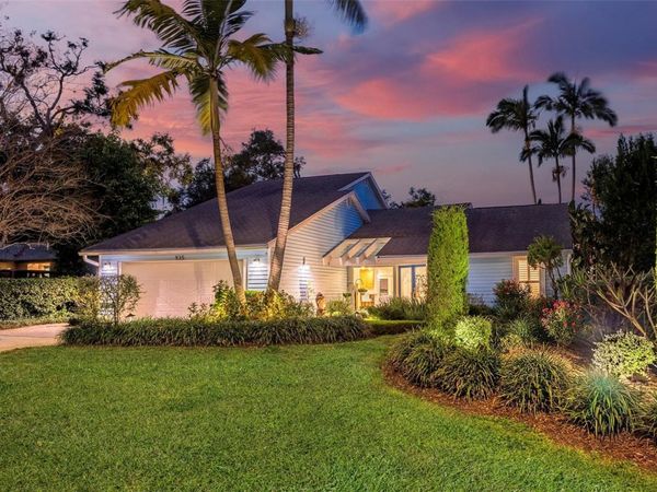 935 42ND AVENUE N, ST PETERSBURG, FL 33703