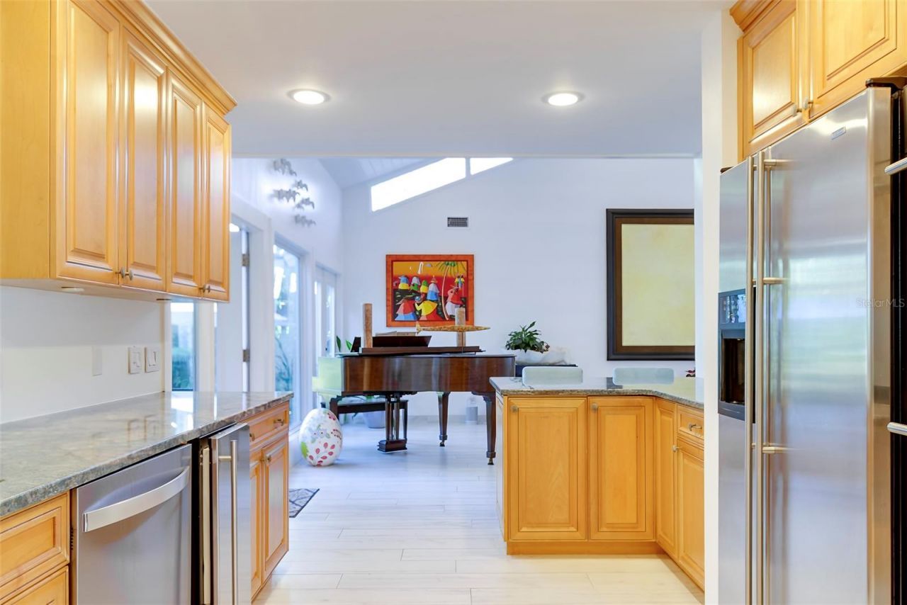 935 42nd Avenue N, Saint Petersburg, FL 33703 Photo