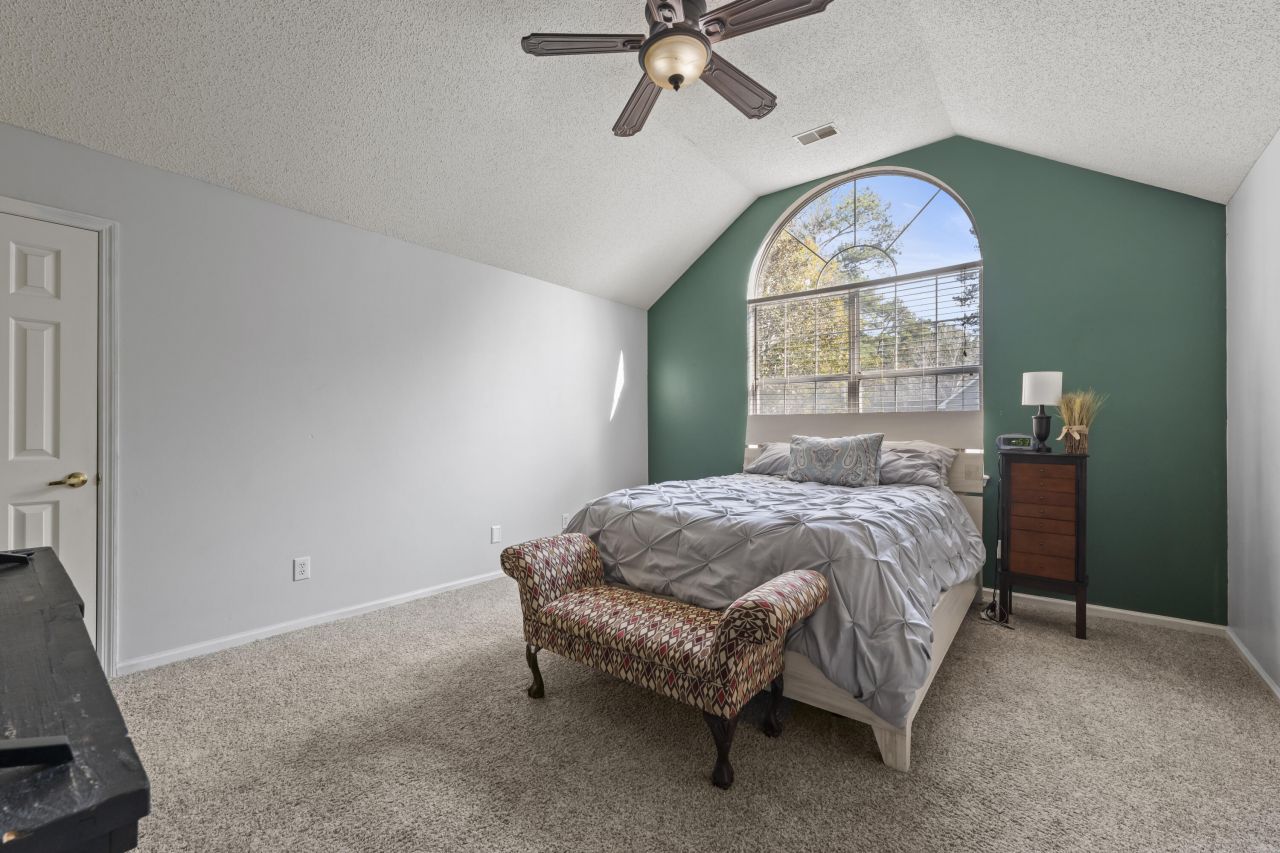 1005 Shinnecock Hill Court Photo 18