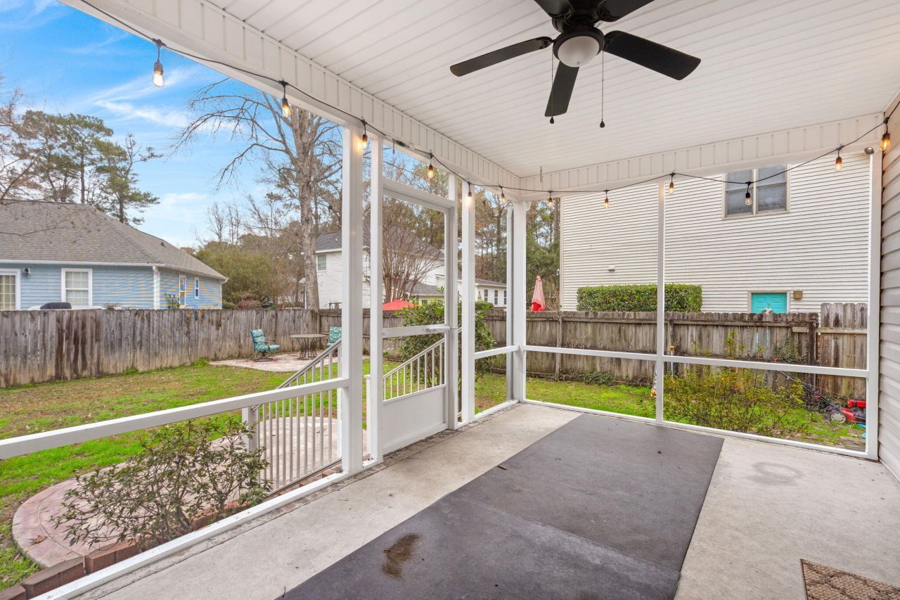 1005 Shinnecock Hill Court Photo 23