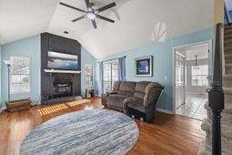 1005 Shinnecock Hill Court photo 4