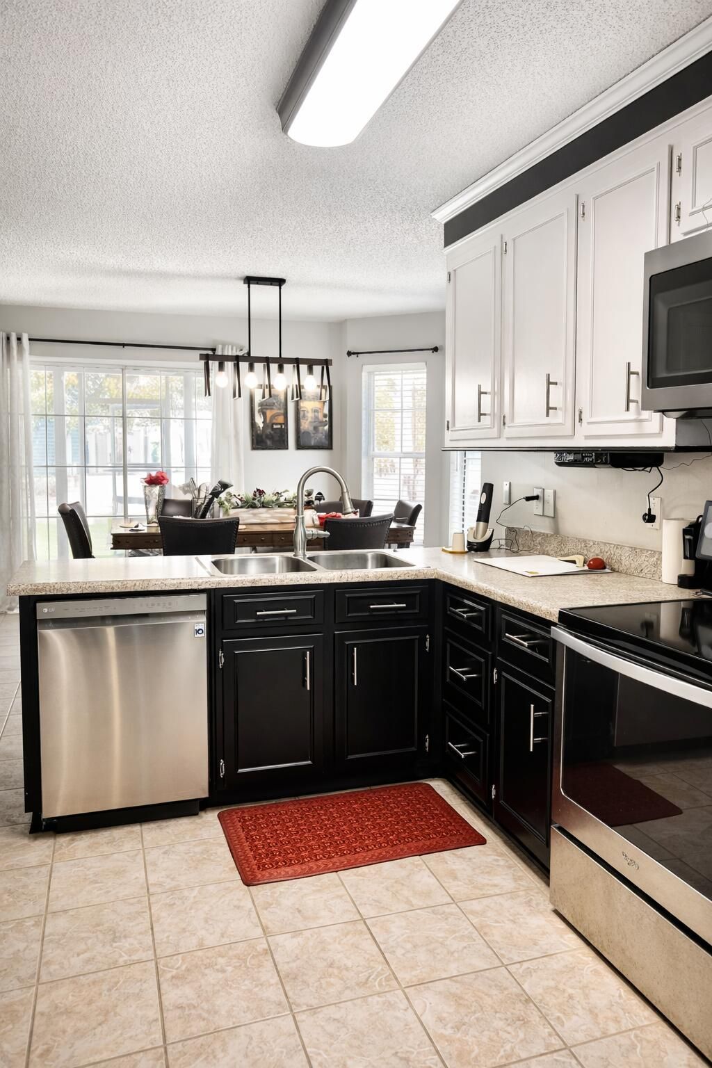 1005 Shinnecock Hill Court Photo 8