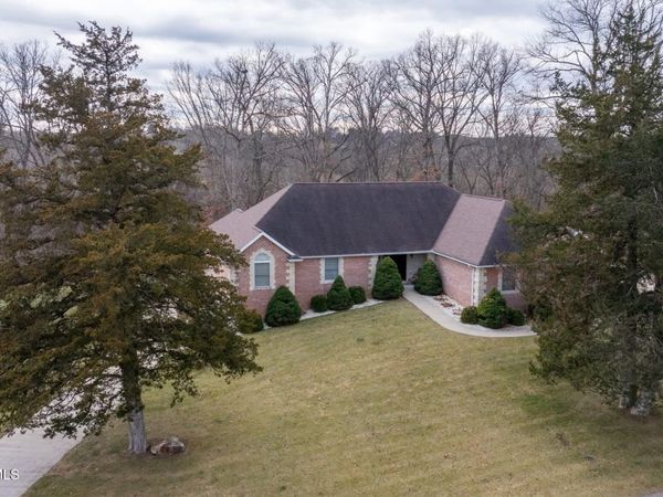 2328 GREEN MEADOW DRIVE, Jefferson City, MO 65101