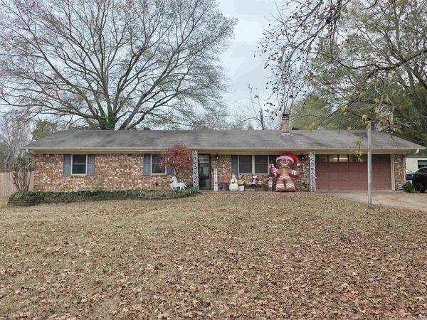 105 Epperson Drive, Cabot, AR 72023