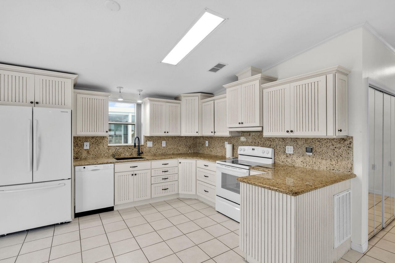 701 Spanish Main Drive, Unit 444, Cudjoe, FL 33042 Photo