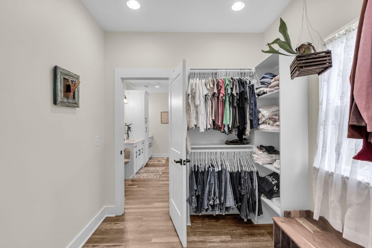 182 Longleaf Drive Photo 33