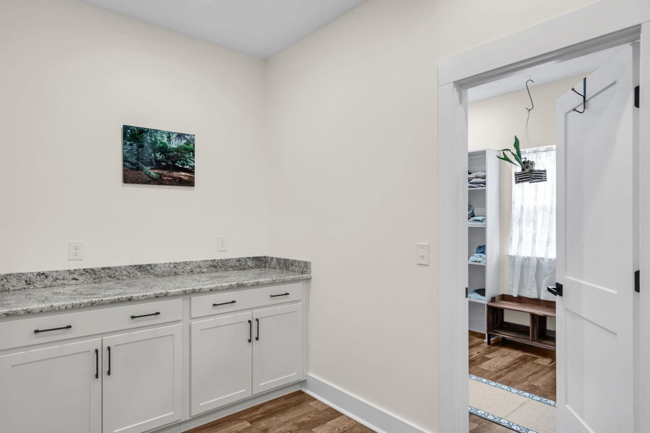 182 Longleaf Drive Photo 35