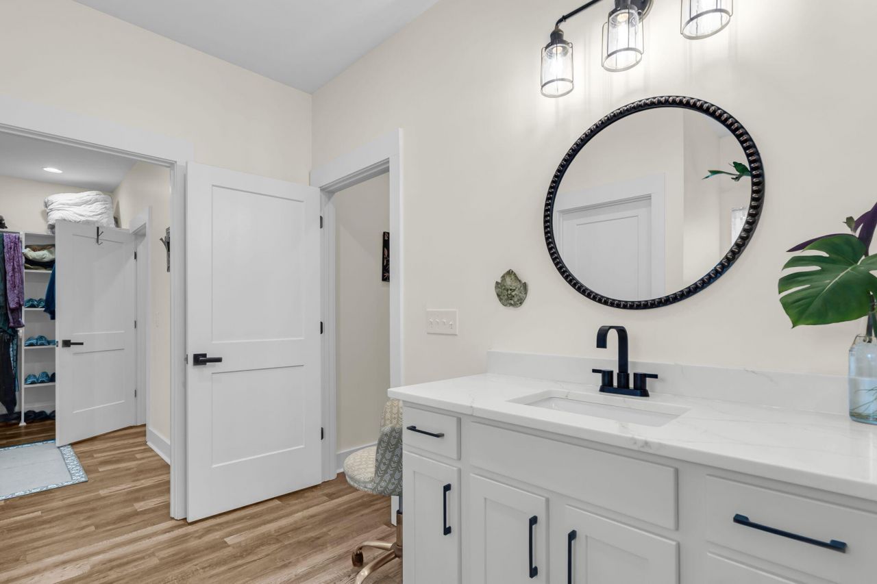 182 Longleaf Drive Photo 36