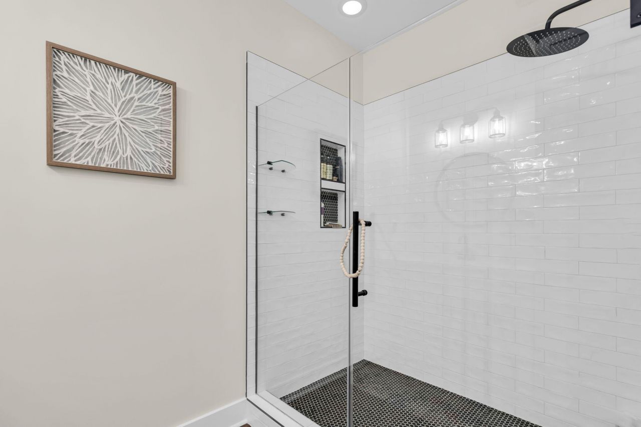 182 Longleaf Drive Photo 38