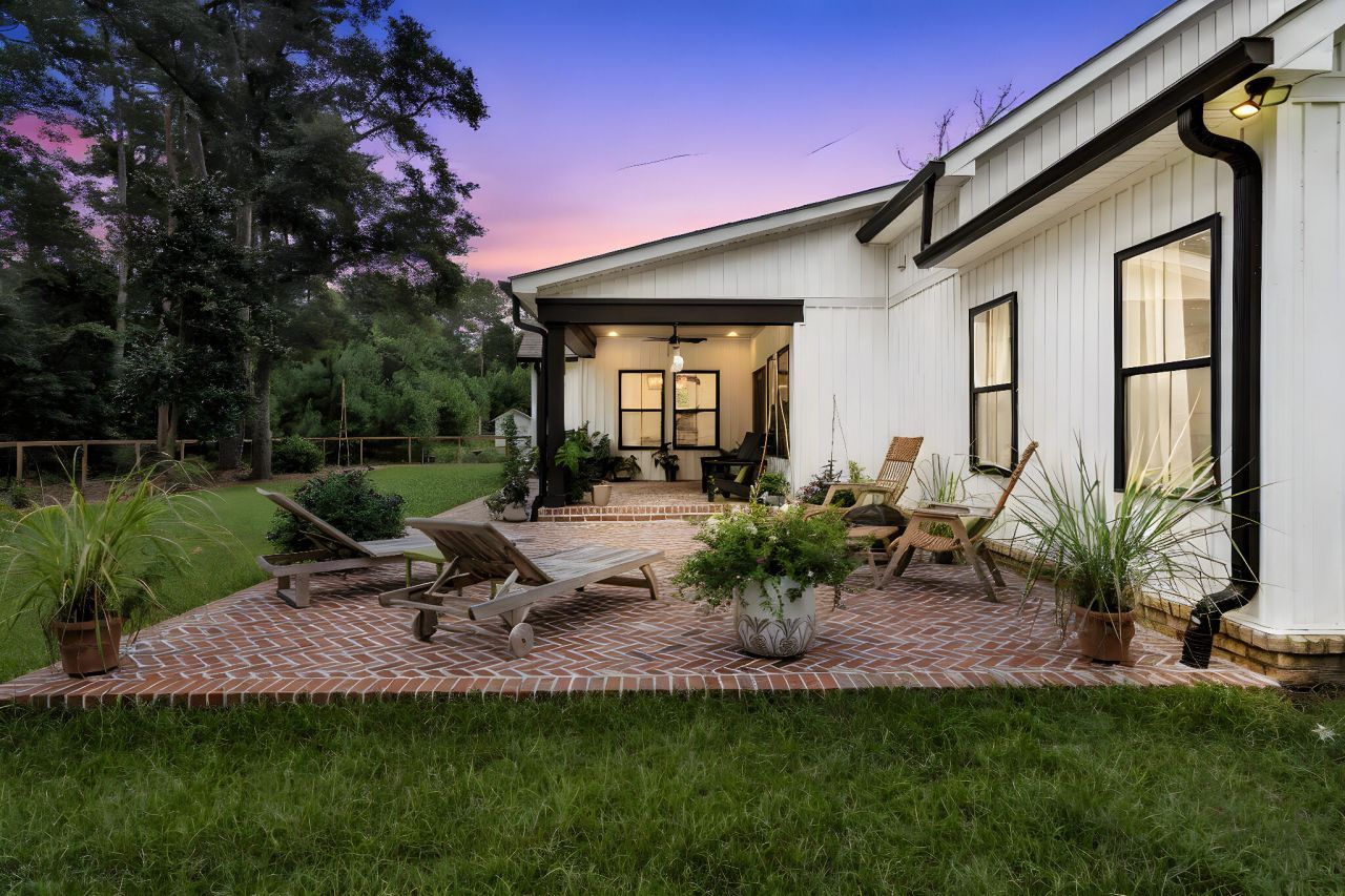 182 Longleaf Drive Photo 5