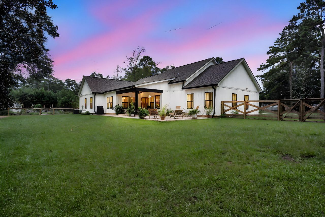 182 Longleaf Drive Photo 9