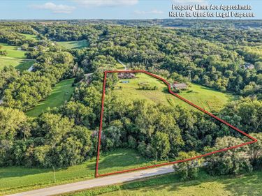 2377 SHEA DE LANE Drive, MISSOURI VALLEY, IA 51555