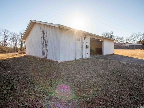 300 2nd Street, North Little Rock, AR 72117