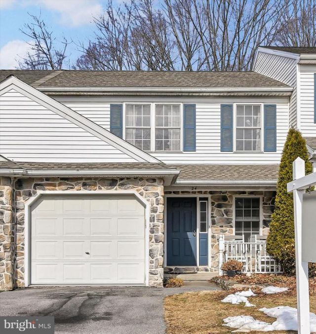 24 Heron Road, Lititz, PA 17543 Main Photo