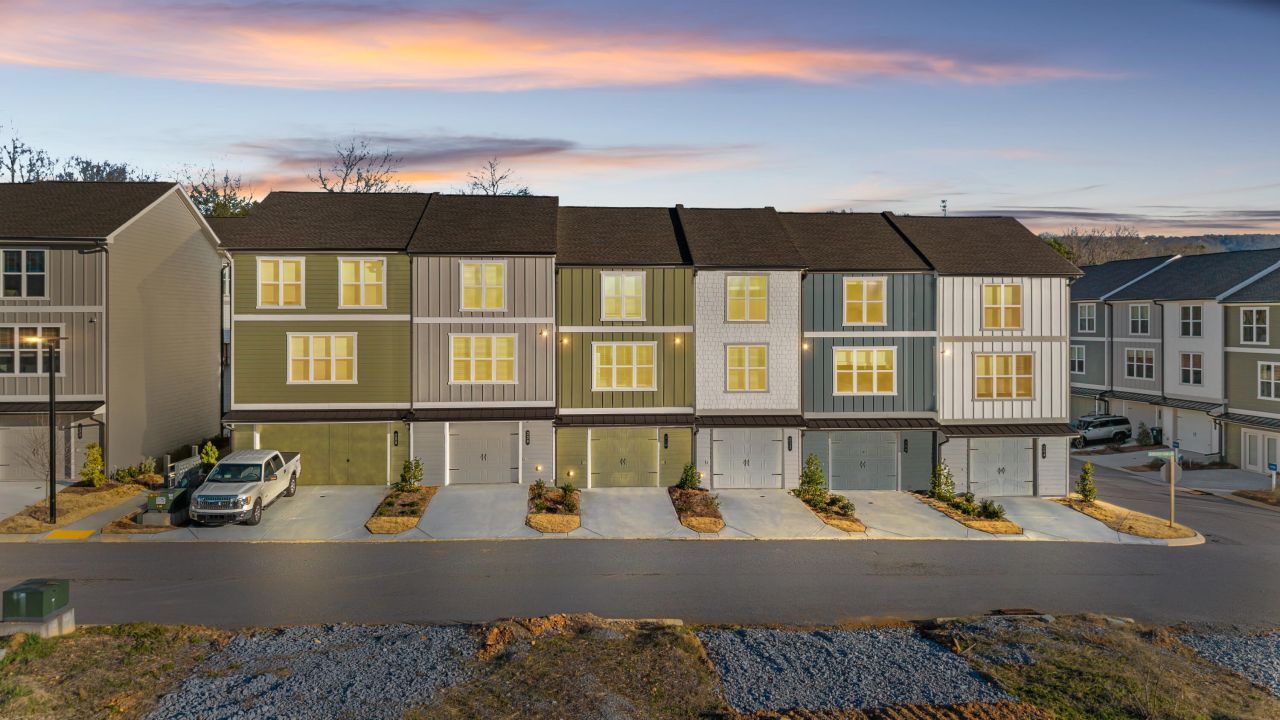 220 Asbury Oak Lane Chattanooga, TN 37419