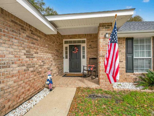 6532 Eagle Crest Dr, Milton, FL 32570