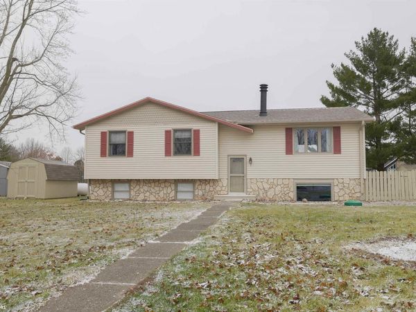 2523 Rocky Lane, New London, IA 52645
