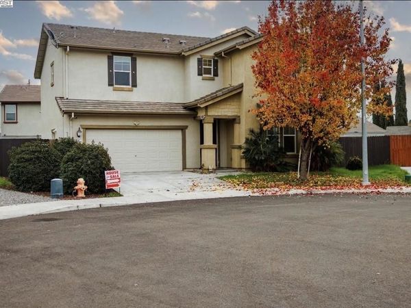 941 941 Haycastle Ct, Newman, CA 95360