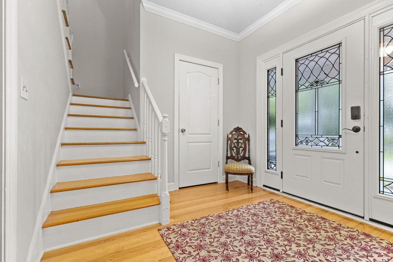 111 Long Bow Road Photo 21