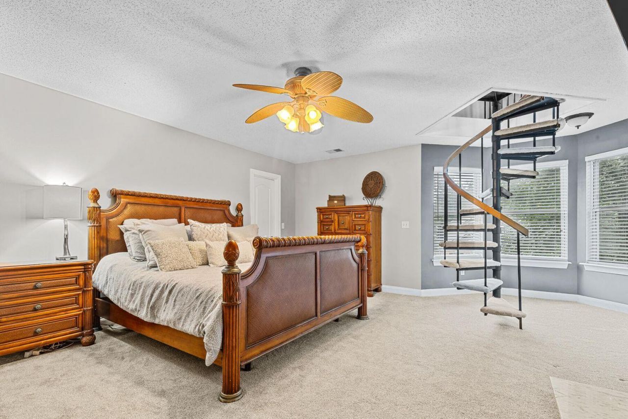 111 Long Bow Road Photo 25