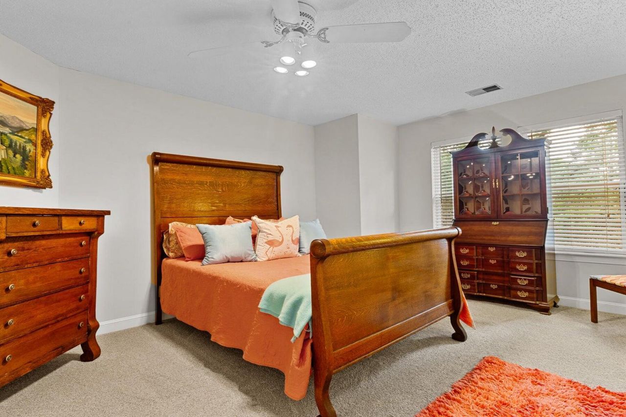 111 Long Bow Road Photo 38