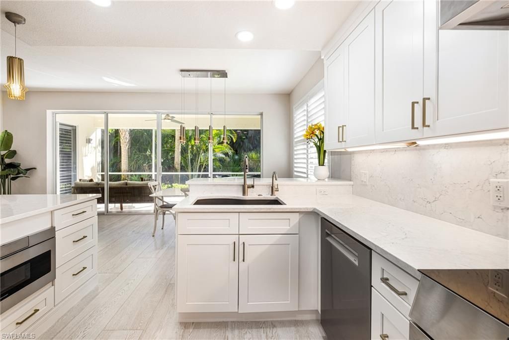 19071 Ridgepoint Dr, Unit 102, Estero, FL 33928 Photo