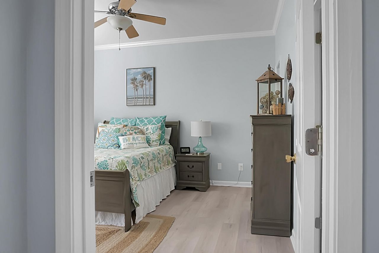 1600 Long Grove Drive Photo 30