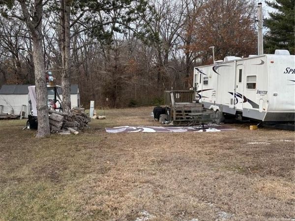 21169 Bunny Trail, Carlyle, IL 62231