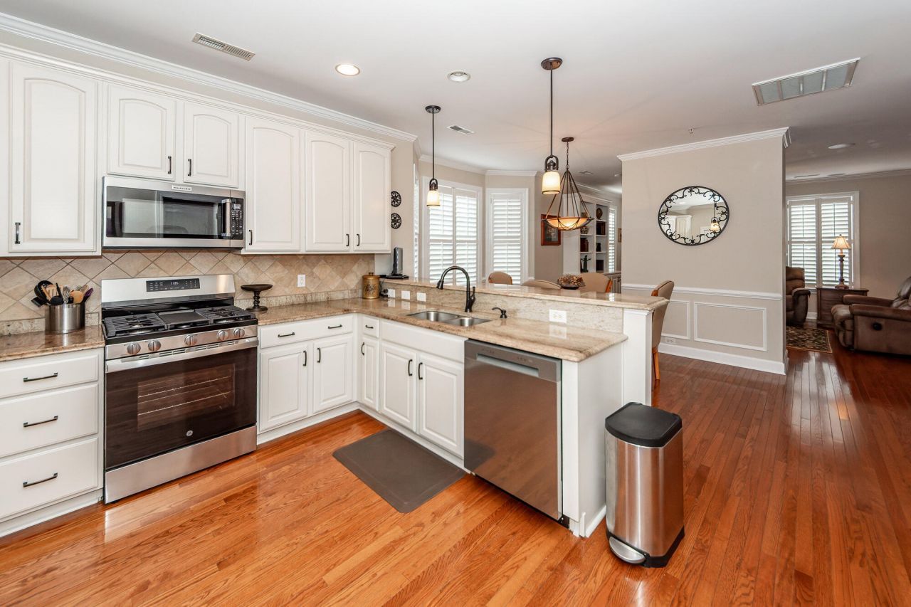 3548 Bagley Drive Photo 7