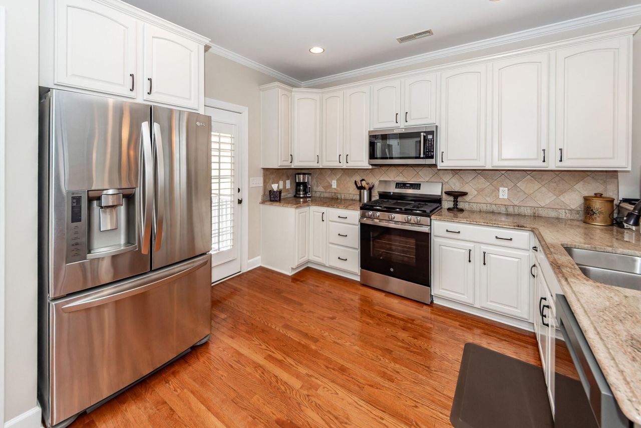 3548 Bagley Drive Photo 8