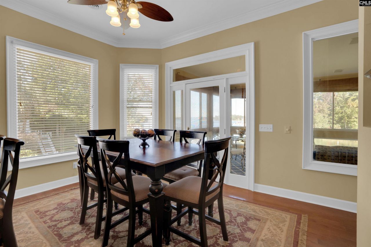 327 Regatta Road Photo 11