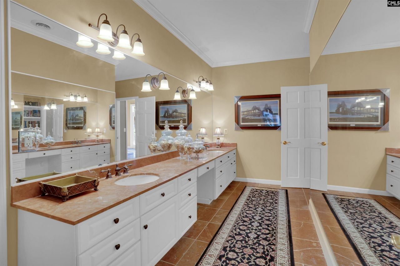 327 Regatta Road Photo 17