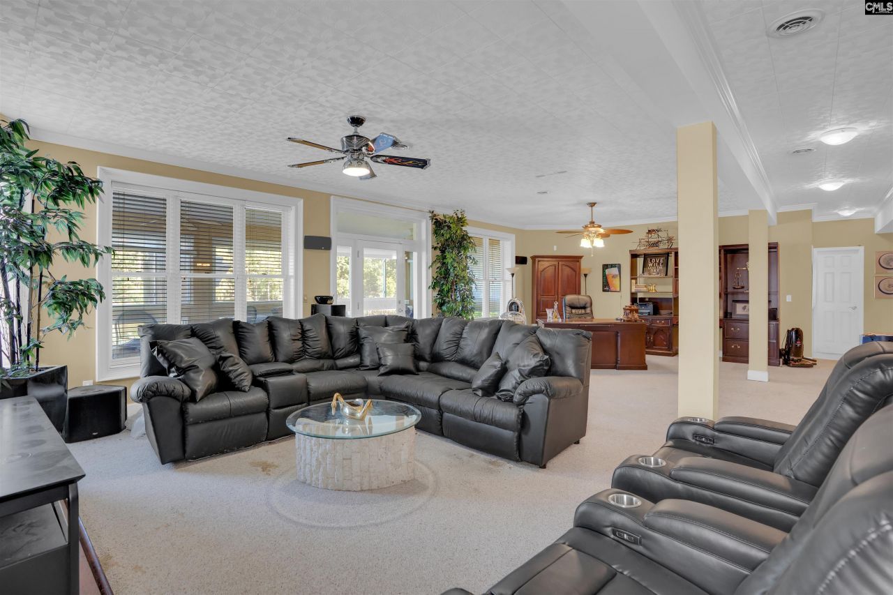 327 Regatta Road Photo 36