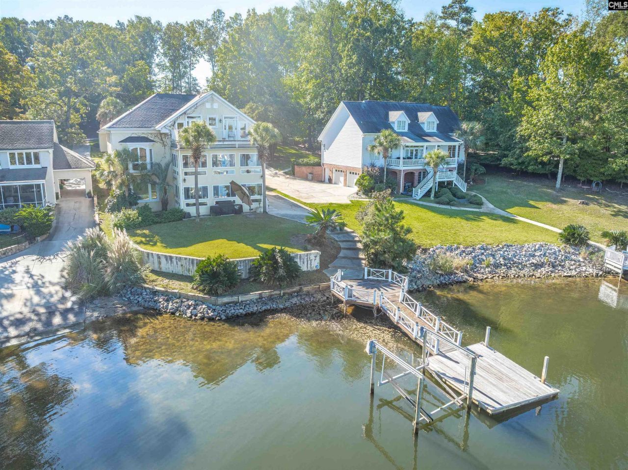 327 Regatta Road Photo 4