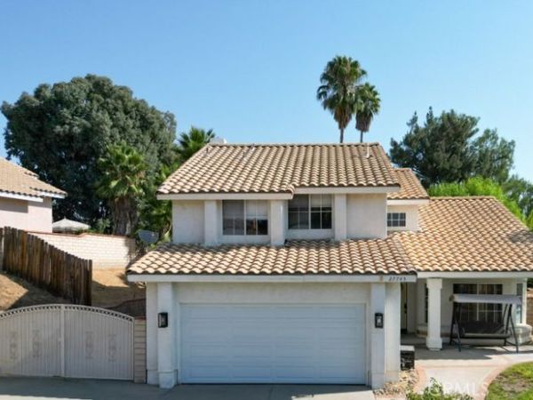 27745 Desert Place, Castaic, CA 91384