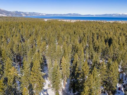 863 Julie Lane, South Lake Tahoe, CA 96150 Photo