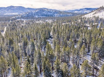 863 Julie Lane, South Lake Tahoe, CA 96150 Photo