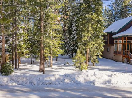 863 Julie Lane, South Lake Tahoe, CA 96150 Photo