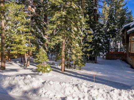 863 Julie Lane, South Lake Tahoe, CA 96150 Photo
