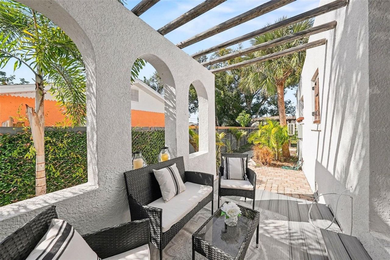 2227 29th Street S, Saint Petersburg, FL 33712 Photo