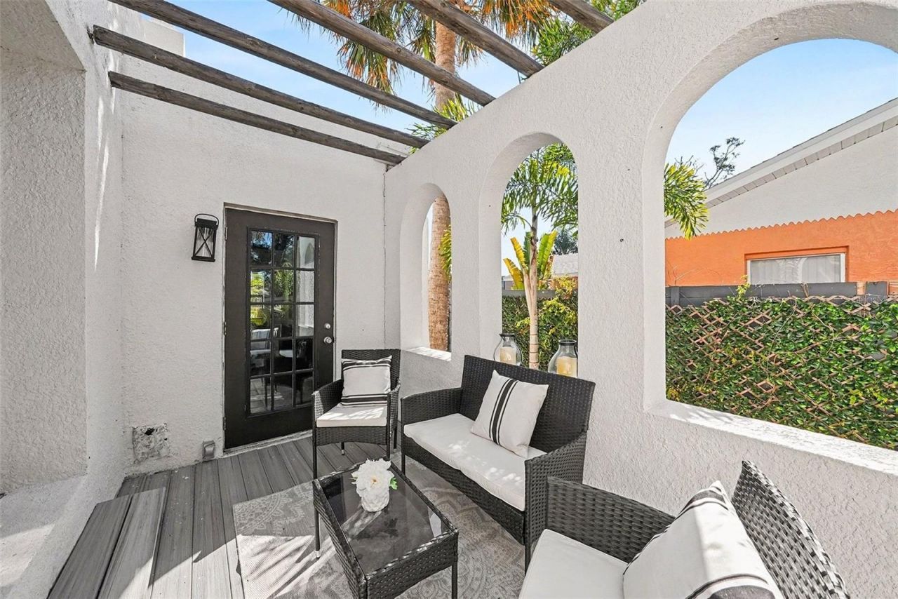 2227 29th Street S, Saint Petersburg, FL 33712 Photo