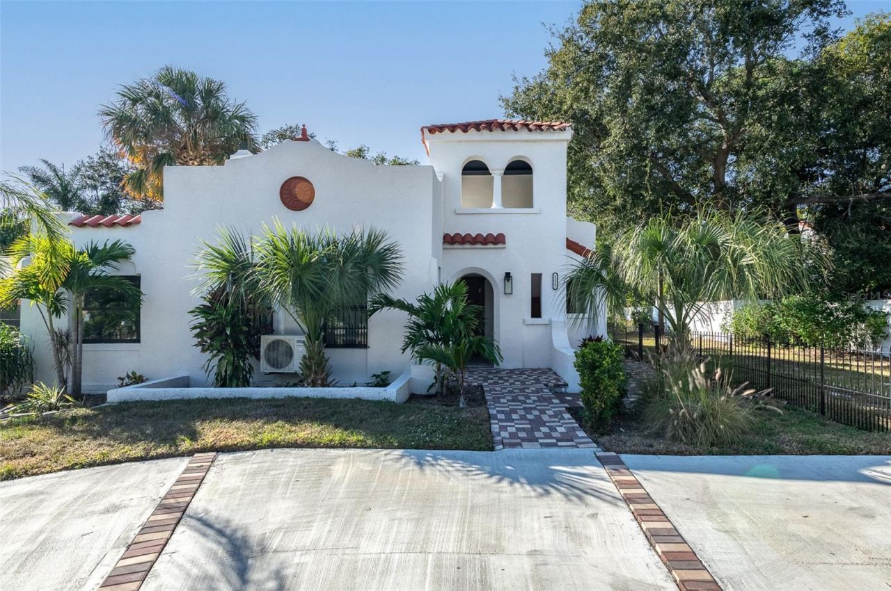 2227 29th Street S, Saint Petersburg, FL 33712 Photo