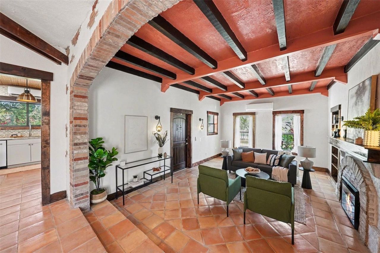 2227 29th Street S, Saint Petersburg, FL 33712 Photo